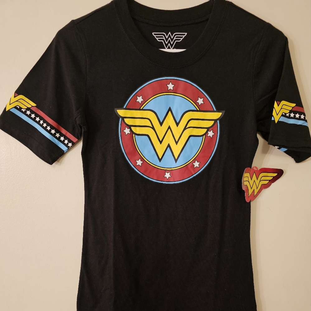 Wonder Woman Tee shirt